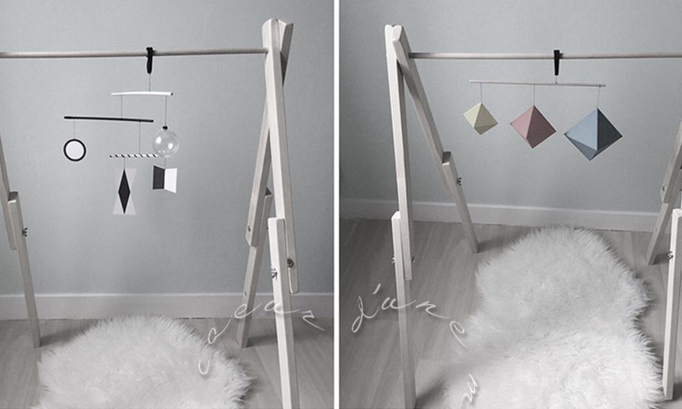 portique mobiles montessori